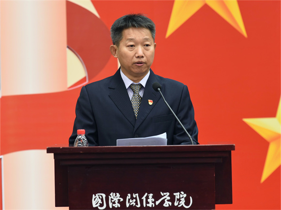 王延忠 王延忠